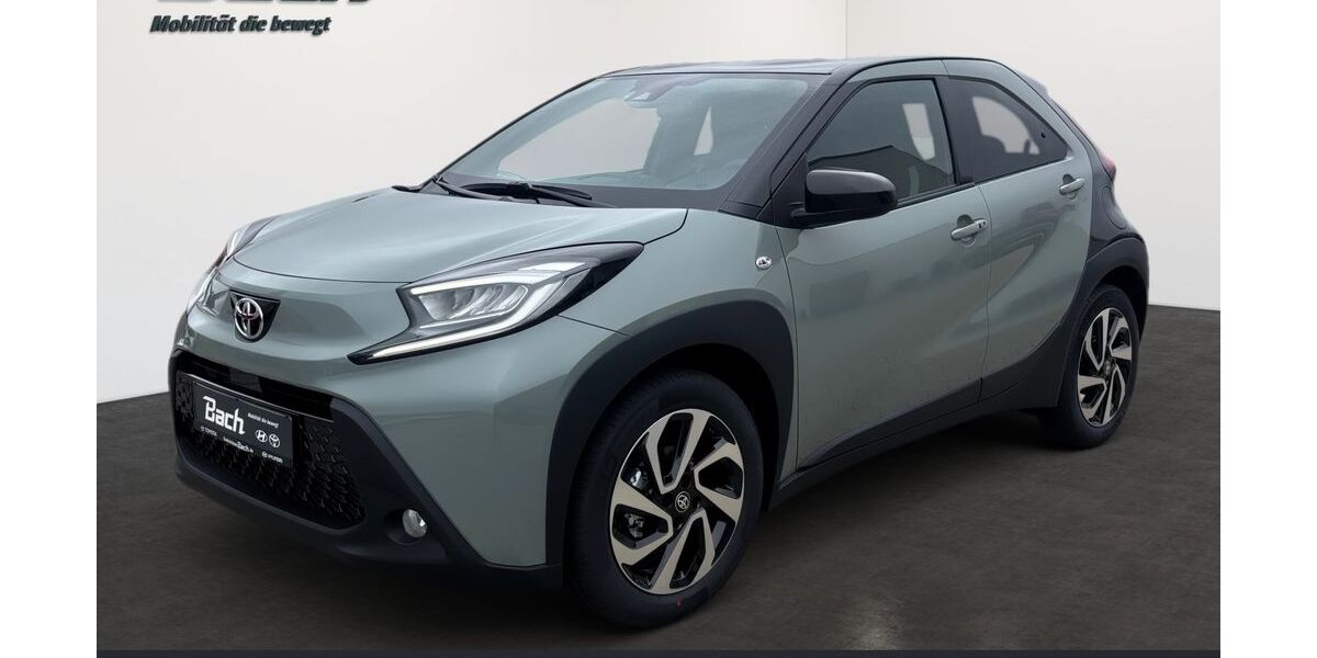 Toyota Aygo (X) 2.500 km 19.380 &euro; Villingen-Schwenningen 78048
