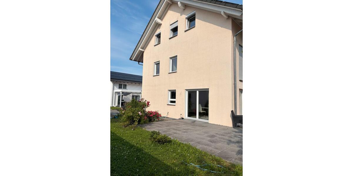 Mehrfamilienhaus, Wohnhaus Villingen-Schwenningen Schwenningen - 9 Zimmer, 300 m&sup2;, 779.000&euro; | Angebot:25182990