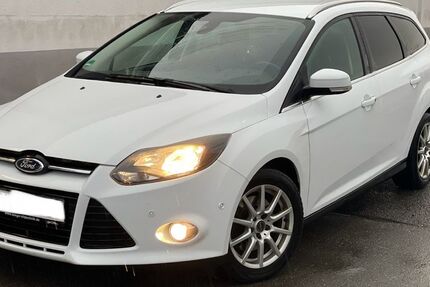 Ford Focus 129.400 km 6.900 &euro; Oberndorf am Neckar 78727