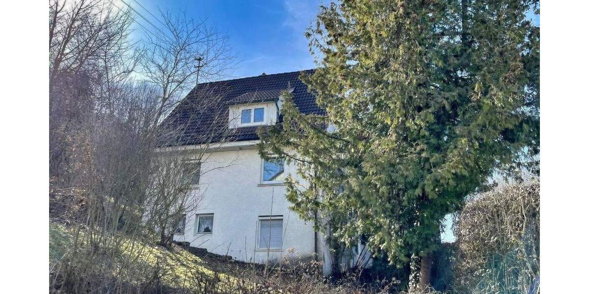 Einfamilienhaus Tuttlingen - 4 Zimmer, 137 m&sup2;, 350.000&euro; | Angebot:25670864
