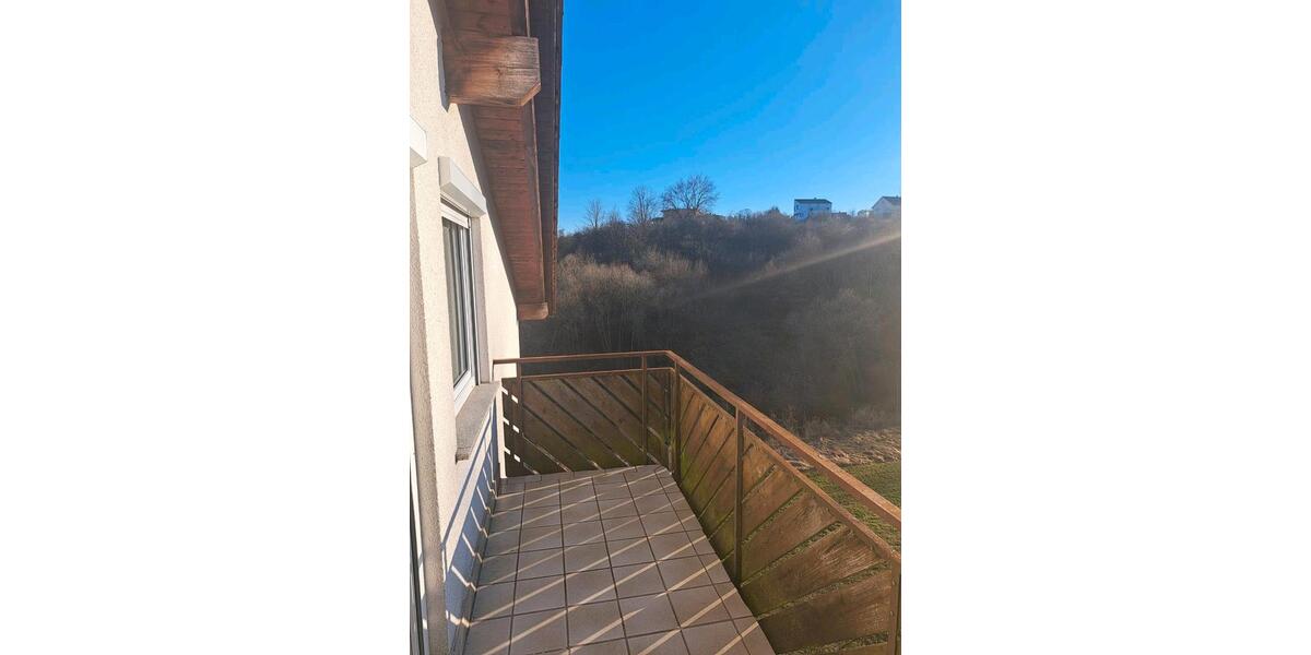 Erdgeschoßwohnung Tuttlingen - 4 Zimmer, 96 m&sup2;, 820&euro; | Angebot:25355147