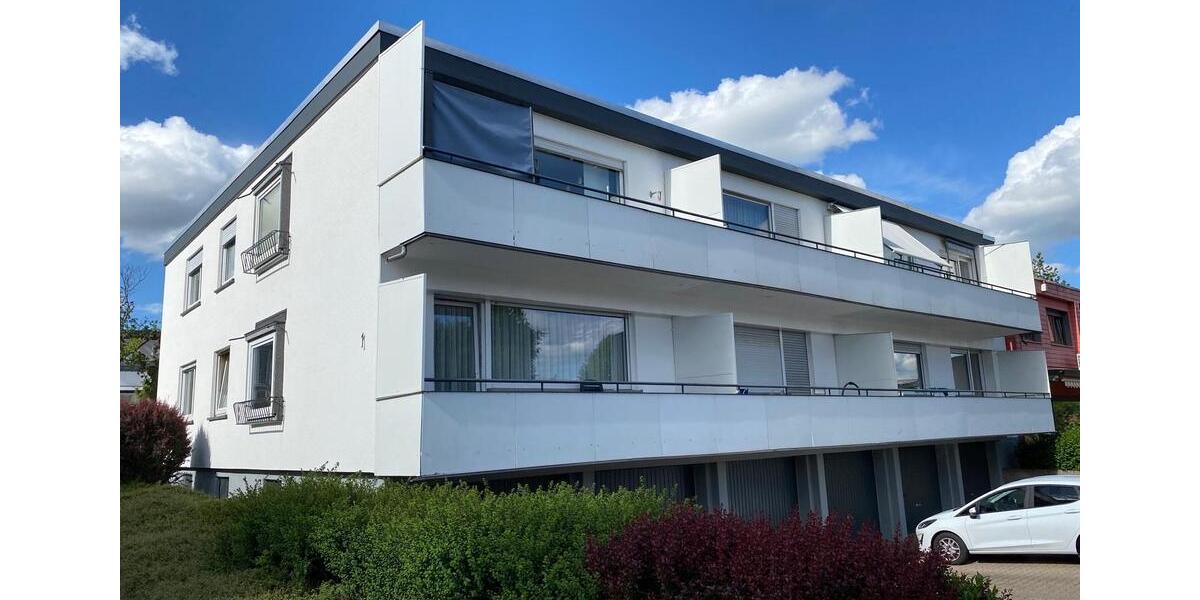 Hochparterre Villingen-Schwenningen Schwenningen - 3 Zimmer, 88 m&sup2;, 1.135&euro; | Angebot:26615335