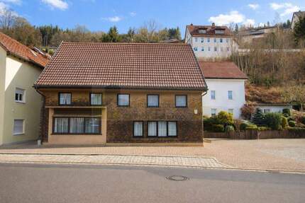 Haus Furtwangen im Schwarzwald Stadtgebiet - 1 Zimmer, 283 m&sup2;, 275.000&euro; | Angebot:25738203