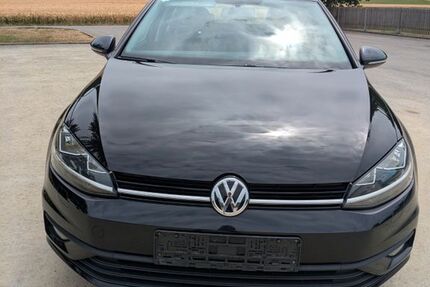 VW Golf 128.000 km 11.500 &euro; Rietheim-Weilheim 78604
