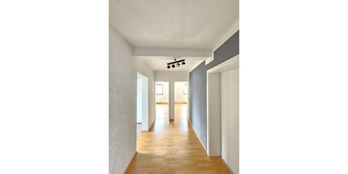 Etagenwohnung Villingen-Schwenningen Schwenningen - 3 Zimmer, 70 m&sup2;, 169.000&euro; | Angebot:25685911