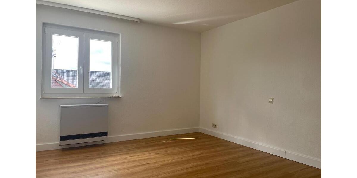 Etagenwohnung Eschbronn - 3 Zimmer, 67 m&sup2;, 580&euro; | Angebot:26588277