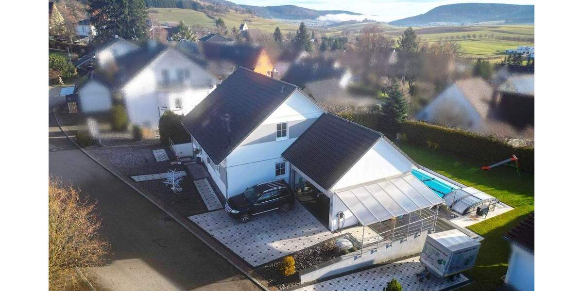 Einfamilienhaus Gunningen - 9 Zimmer, 235 m&sup2;, 799.000&euro; | Angebot:25662393