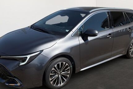 Toyota Corolla 4.000 km 31.450 &euro; Villingen-Schwenningen 78048