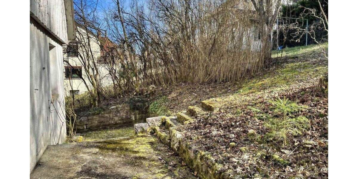 Einfamilienhaus Tuttlingen - 4 Zimmer, 137 m&sup2;, 350.000&euro; | Angebot:25670864