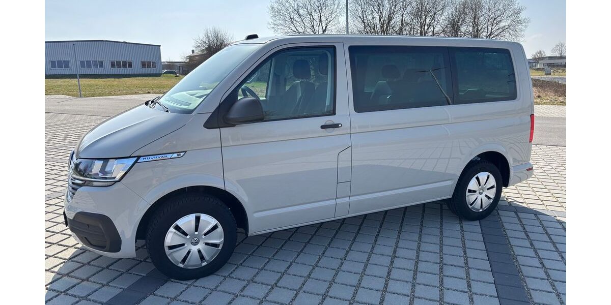 VW T6 Multivan 42.500 km 40.790 &euro; Schramberg 78713