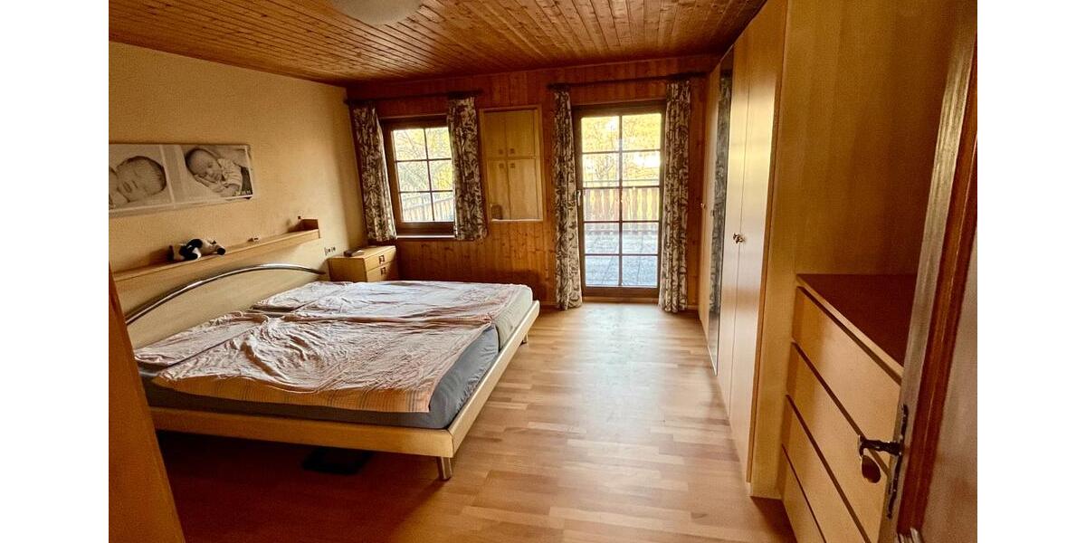 Mehrfamilienhaus, Wohnhaus Donaueschingen - 10 Zimmer, 400 m&sup2;, 1.275.000&euro; | Angebot:26036419