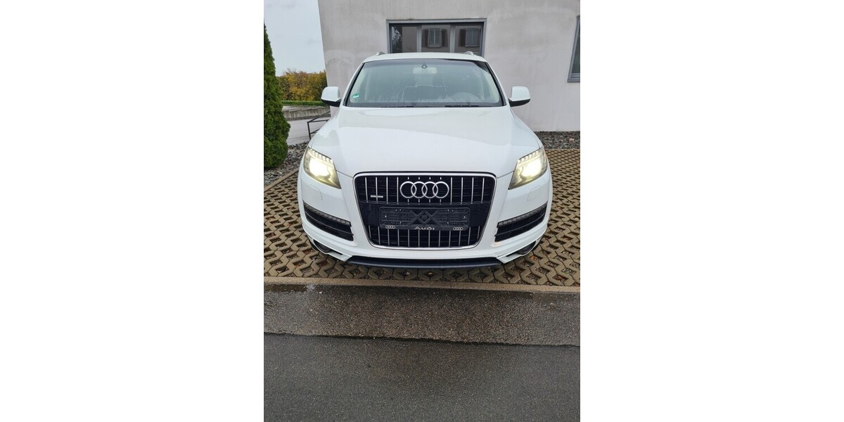 Audi Q7 218.700 km 14.100 &euro; Rottweil 78628