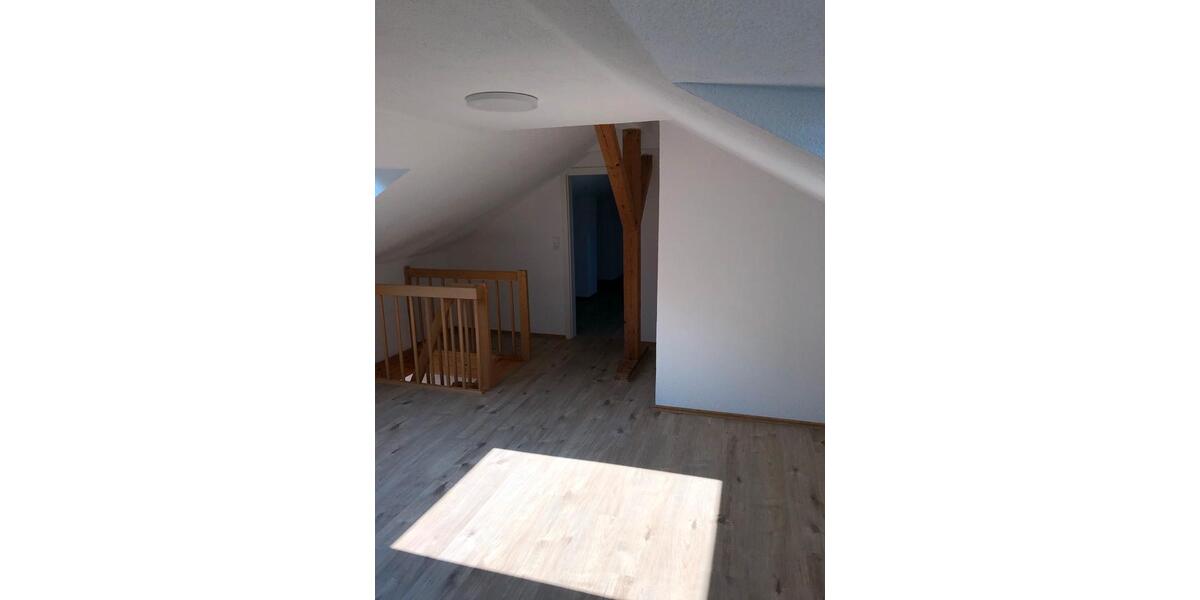 Maisonettenwohnung Tuttlingen - 4.5 Zimmer, 115 m&sup2;, 1.050&euro; | Angebot:24444670