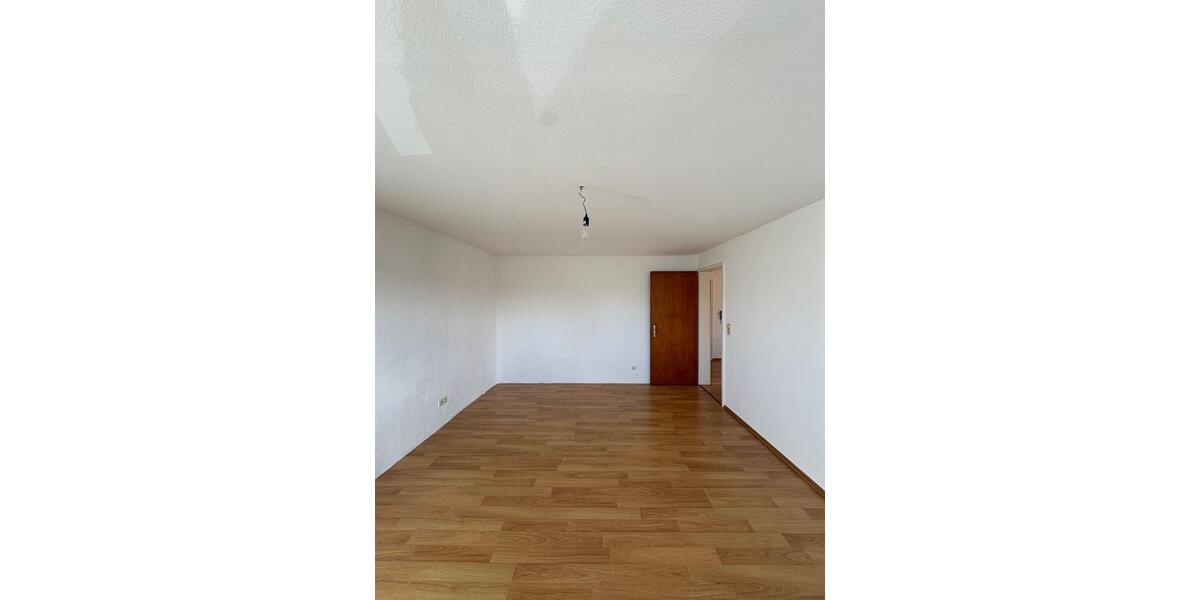 Etagenwohnung Villingen-Schwenningen Schwenningen - 3.5 Zimmer, 90 m&sup2;, 850&euro; | Angebot:24839458