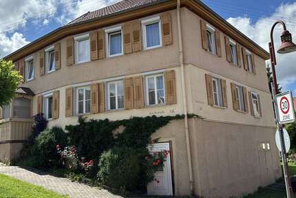 Haus Böttingen - 10 Zimmer, 230 m&sup2;, 310.000&euro; | Angebot:17750752
