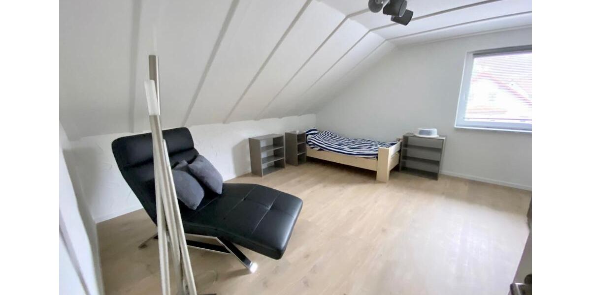 Dachgeschoßwohnung Bonndorf im Schwarzwald - 3 Zimmer, 89 m&sup2;, 179.000&euro; | Angebot:26823846