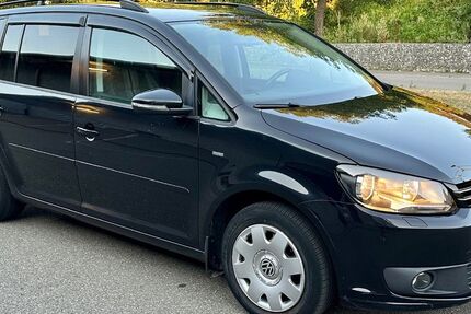 VW Touran 185.000 km 5.899 &euro; Tuttlingen 78532