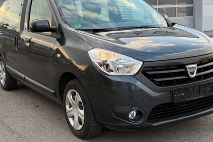 Dacia Dokker 94.000 km 4.700 &euro; Bad-Dürrheim 78073
