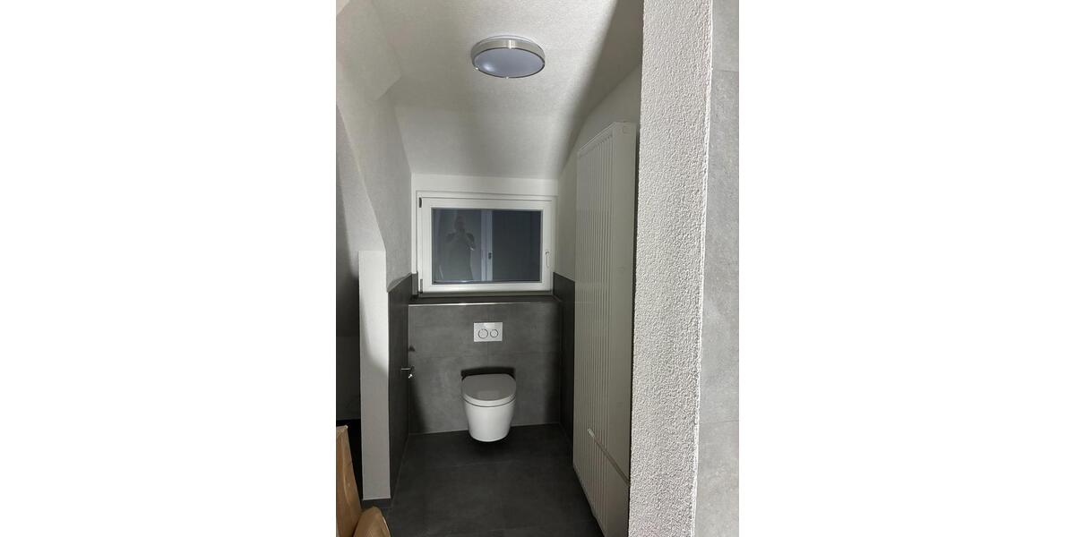 Dachgeschoßwohnung Schramberg - 2.5 Zimmer, 75 m&sup2;, 700&euro; | Angebot:25972424