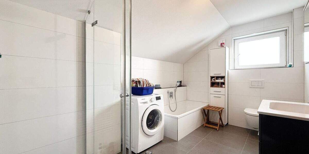 Etagenwohnung Villingen-Schwenningen Schwenningen - 3 Zimmer, 100 m&sup2;, 339.000&euro; | Angebot:25895844
