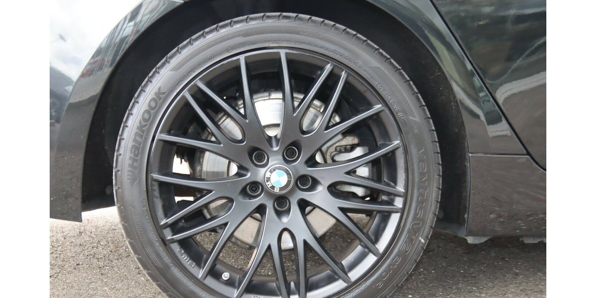 BMW 530e iPERFORMANCE/LUXURY LINE/TV/INNOVATIONS 132.551 km 25.900 &euro; Villingen-Schwenningen 78054