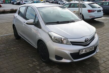Toyota Yaris 172.459 km 5.750 &euro; Bad Dürrheim 78073