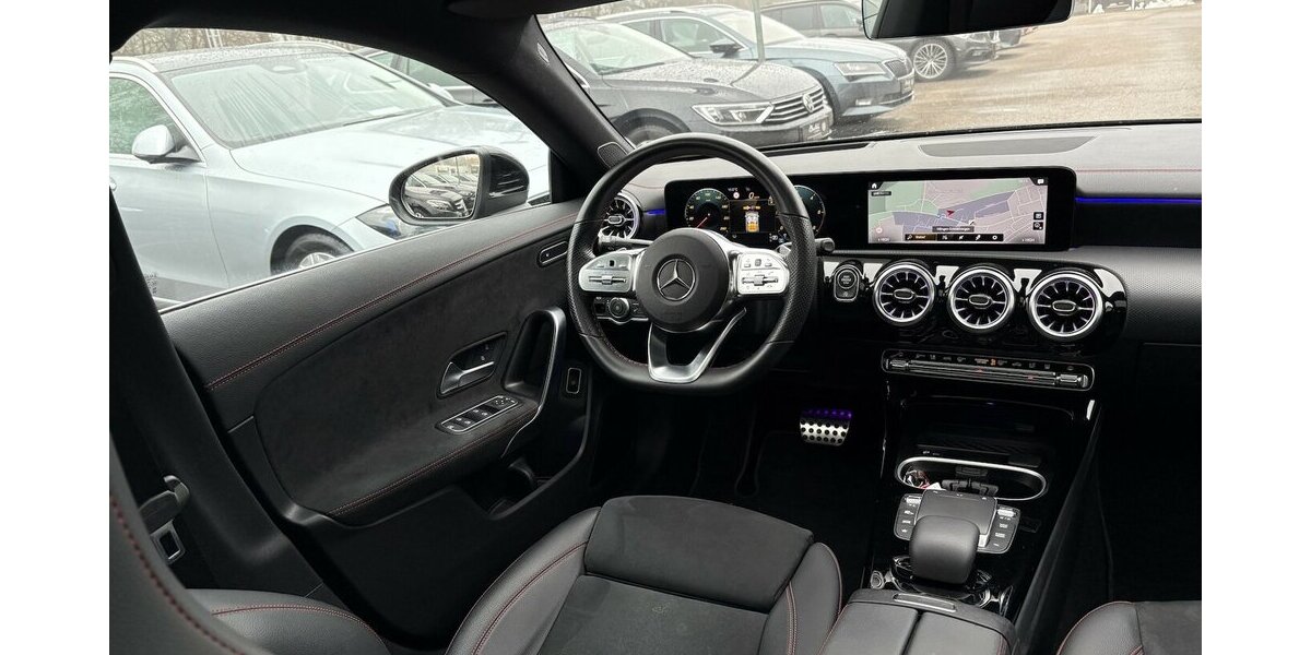 Mercedes-Benz CLA 200 CDI AMG 4MATIC/360°/HEADUP/PANO/NAVI/DAB 115.106 km 32.900 &euro; Villingen-Schwenningen 78054