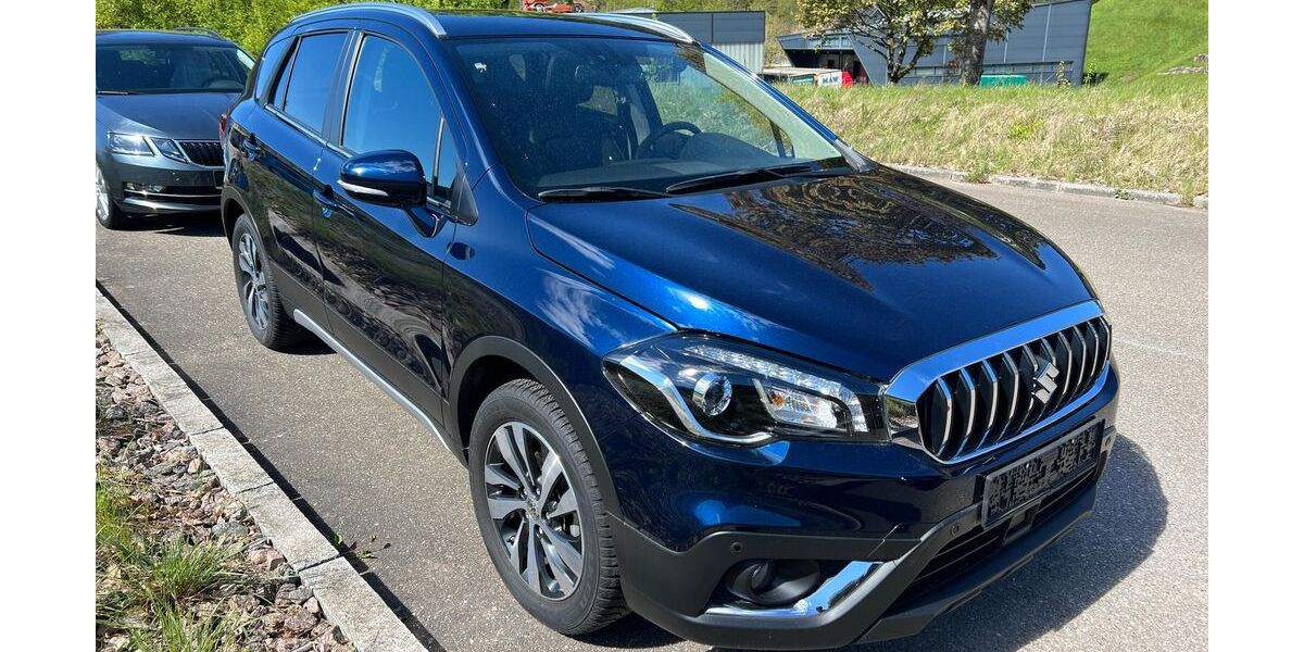 Suzuki (SX4) S-Cross 28.300 km 22.990 &euro; Schenkenzell 77773
