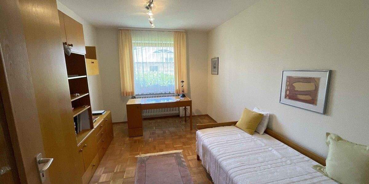 Bungalow Villingen-Schwenningen Villingen - 1 Zimmer, 315 m&sup2;, 698.000&euro; | Angebot:25685285