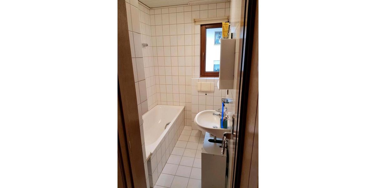 Etagenwohnung Villingen-Schwenningen Schwenningen - 1 Zimmer, 18 m&sup2;, 400&euro; | Angebot:25658034