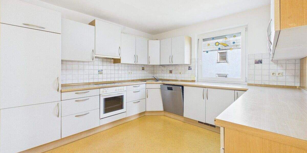 Einfamilienhaus Rottweil / Neukirch Neukirch - 9 Zimmer, 210 m&sup2;, 349.000&euro; | Angebot:25683391