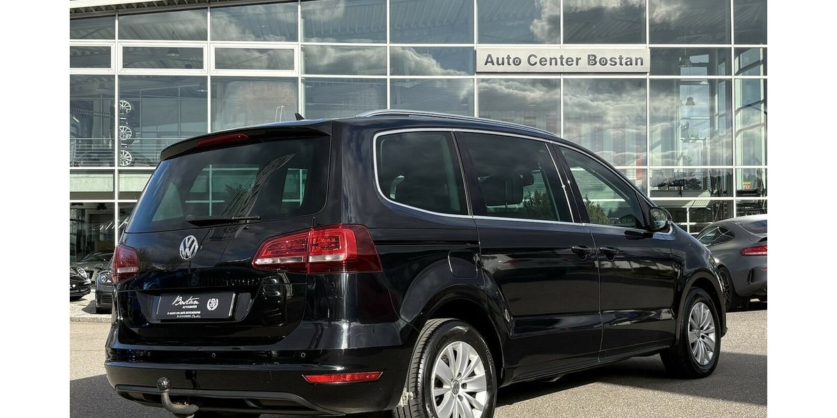 VW Sharan 2.0 TDI Comfortline 7.SITZ/NAVI/SHZ/DSG 107.728 km 21.800 &euro; Villingen-Schwenningen 78054