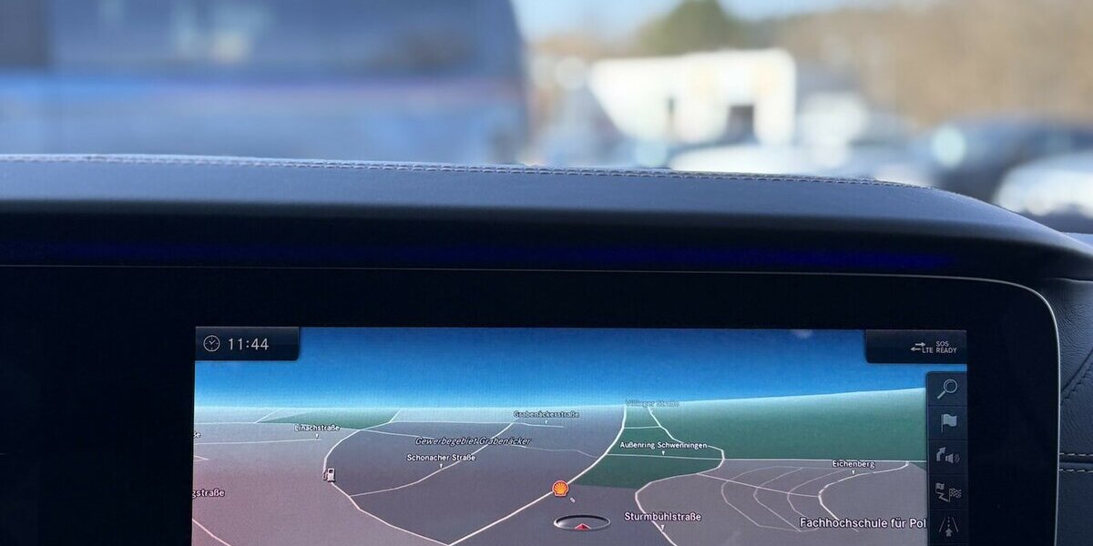 Mercedes-Benz CLS 450 4Matic Edition 1 360°/HUD/MEMORY/MASSAGE 71.300 km 45.900 &euro; Villingen-Schwenningen 78054