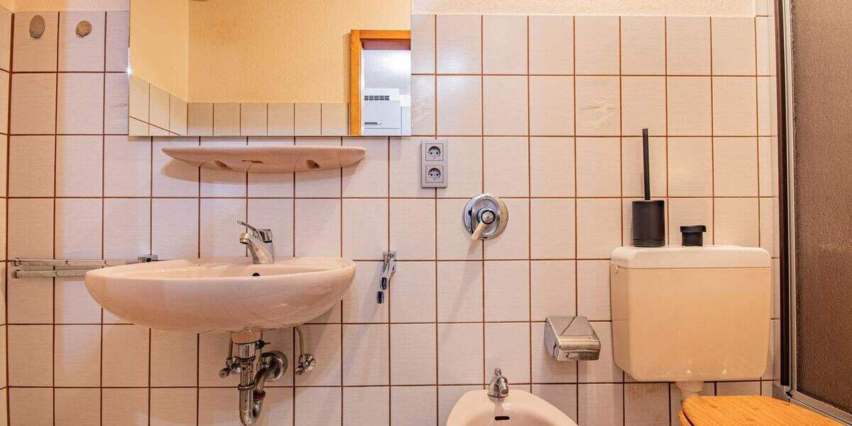 Etagenwohnung Bonndorf - 4 Zimmer, 93 m&sup2;, 199.000&euro; | Angebot:25741789