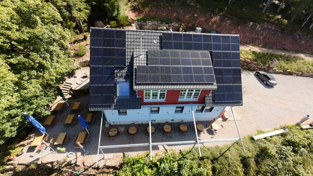 Einfamilienhaus Schenkenzell - 7 Zimmer, 260 m&sup2;, 1.300.000&euro; | Angebot:25682659