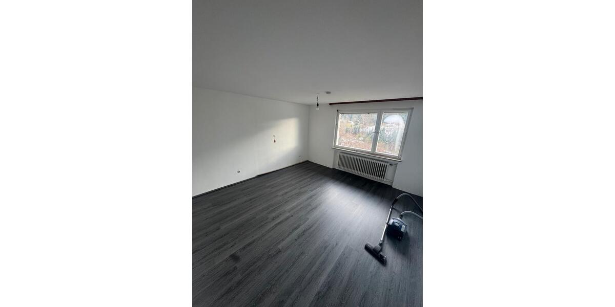 Etagenwohnung Lauterbach - 4 Zimmer, 90 m&sup2;, 690&euro; | Angebot:25923490