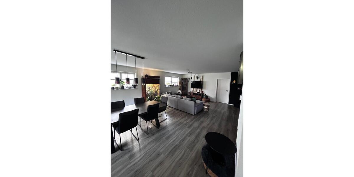 Etagenwohnung Oberndorf am Neckar - 2.5 Zimmer, 80 m&sup2;, 800&euro; | Angebot:25414412