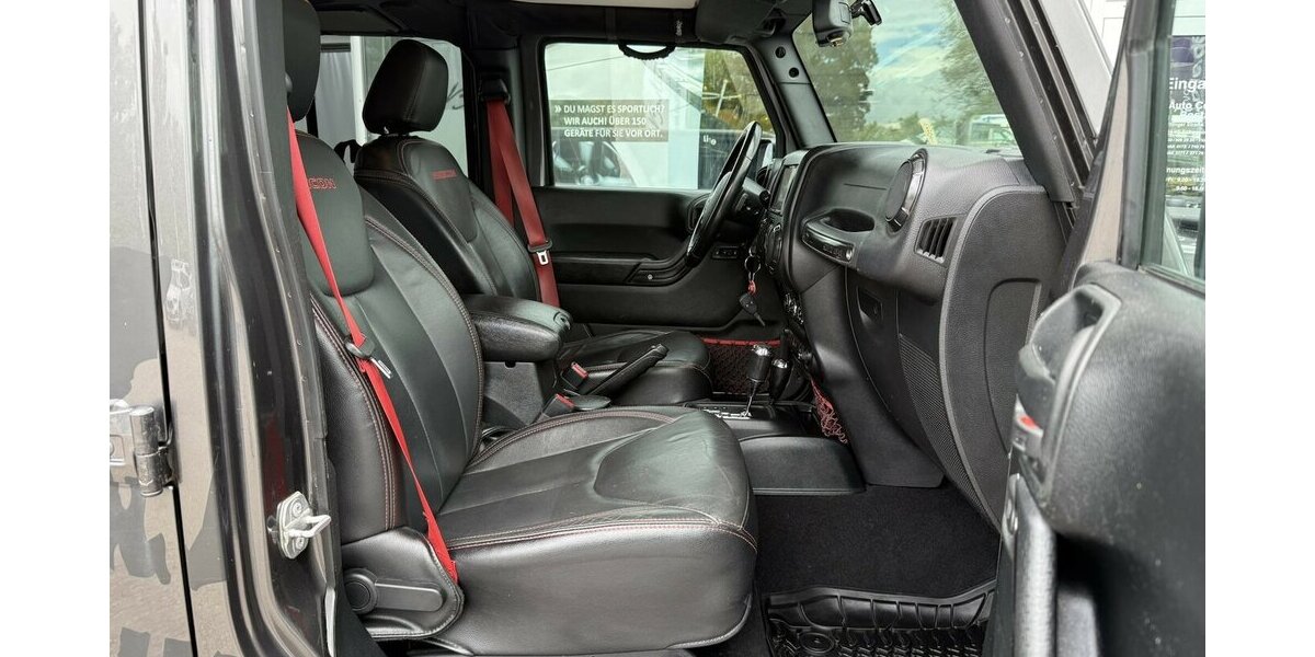 Jeep Wrangler RUBICON RECON UNLIMTED/SERVICE.BEI.JEEP 192.271 km 25.900 &euro; Villingen-Schwenningen 78054