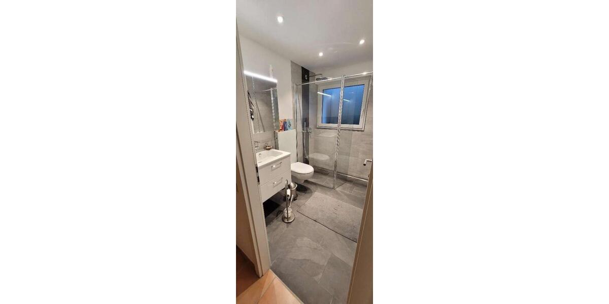 Reihenhaus Villingen-Schwenningen Schwenningen - 8 Zimmer, 209 m&sup2;, 599.000&euro; | Angebot:27242779
