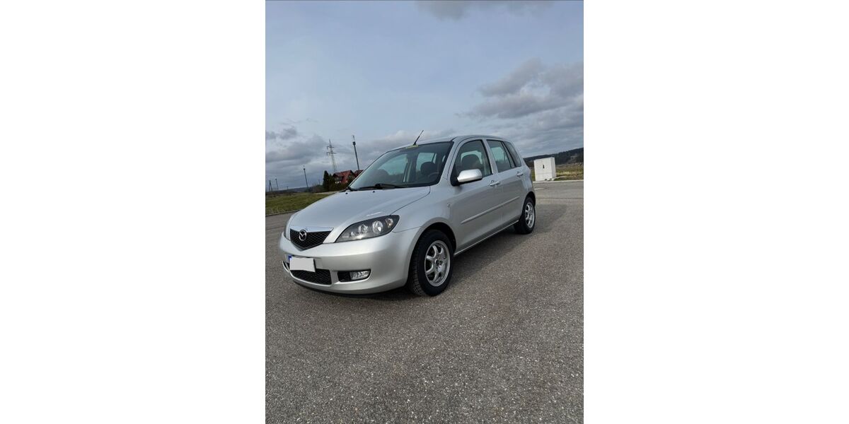 Mazda 2 147.000 km 2.650 &euro; Zimmern ob Rottweil 78658