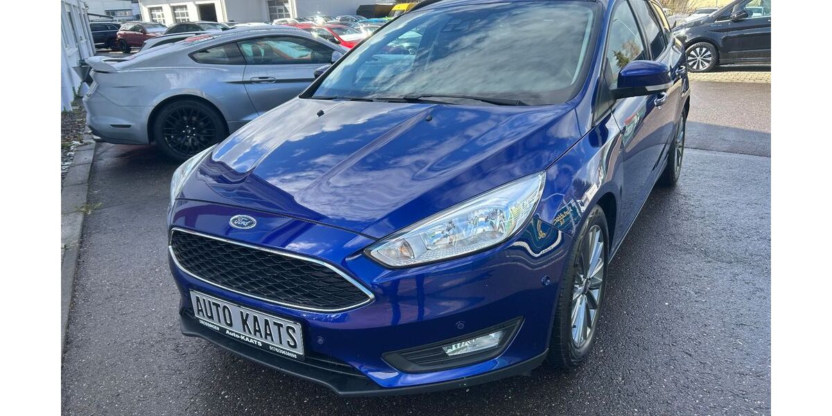 Ford Focus 181.500 km 5.999 &euro; Trossingen 78647