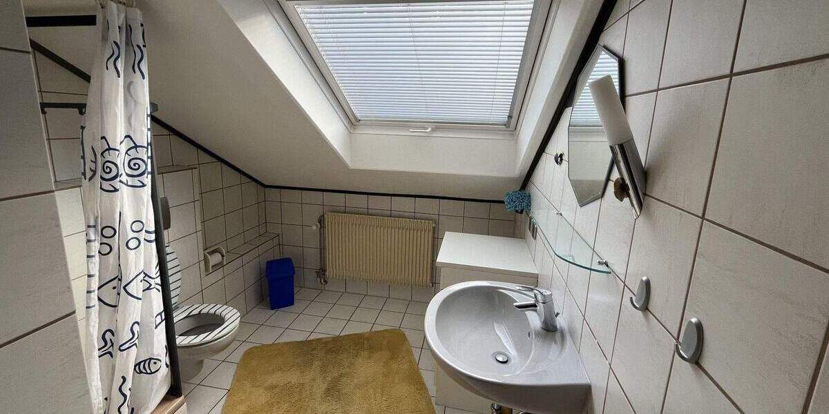 Einfamilienhaus Tuttlingen Nendingen - 8 Zimmer, 221 m&sup2;, 649.000&euro; | Angebot:25676929