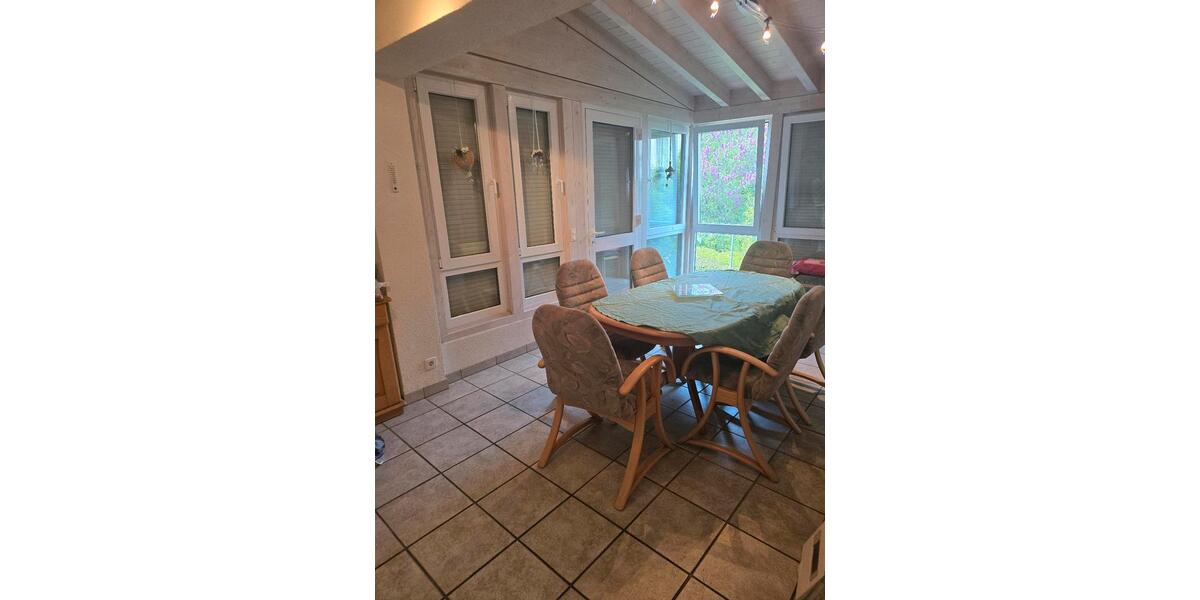 Etagenwohnung Wehingen - 4 Zimmer, 140 m&sup2;, 1.250&euro; | Angebot:26133452