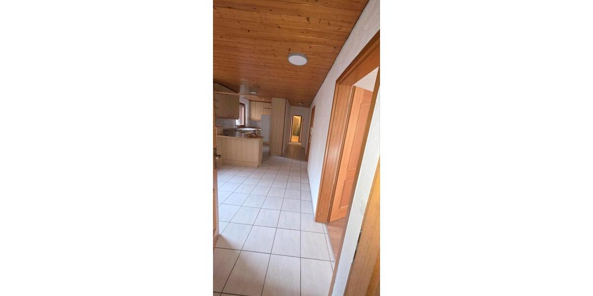 Etagenwohnung Oberndorf am Neckar - 4 Zimmer, 90 m&sup2;, 1.026&euro; | Angebot:25234564