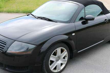 Audi TT 335.000 km 9.000 &euro; Rietheim-Weilheim 78604