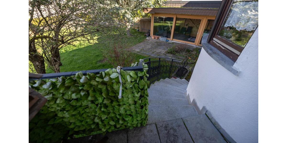 Etagenwohnung Villingen-Schwenningen Schwenningen - 5 Zimmer, 138 m&sup2;, 1.449&euro; | Angebot:26366170
