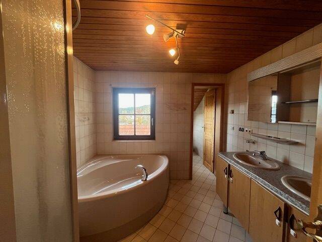 Doppelhaushälfte Dietingen - 6 Zimmer, 165 m&sup2;, 247.500&euro; | Angebot:25741596