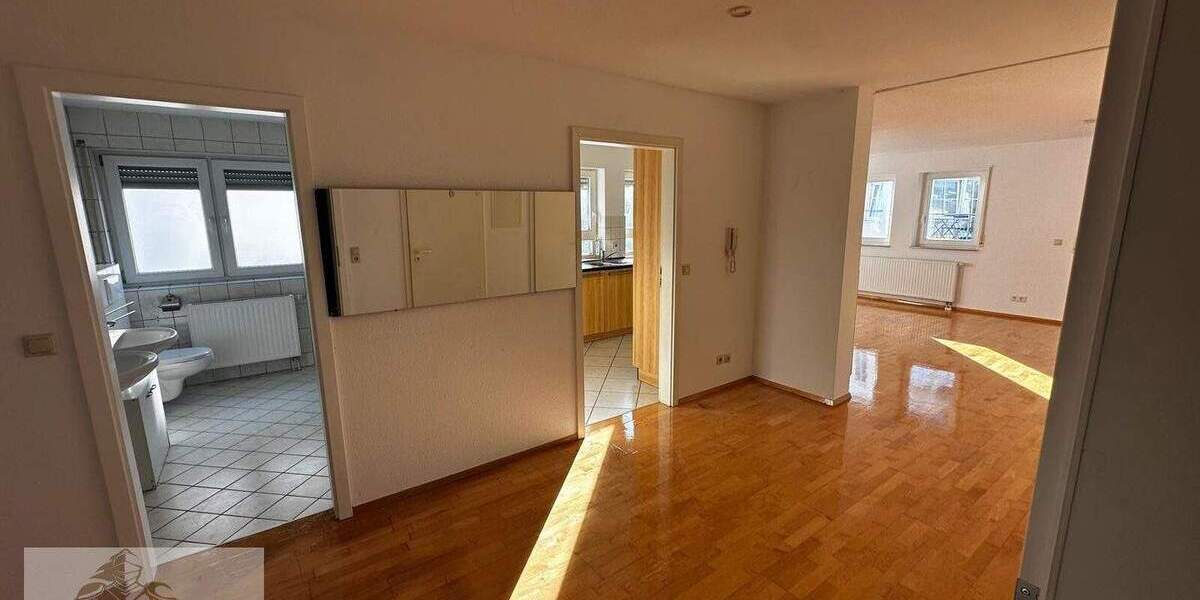 Etagenwohnung Rottweil - 3 Zimmer, 92 m&sup2;, 249.000&euro; | Angebot:25776022