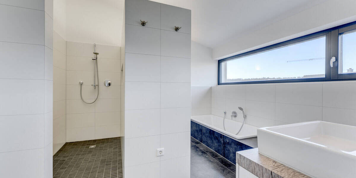 Einfamilienhaus Hüfingen - 8 Zimmer, 222 m&sup2;, 925.000&euro; | Angebot:26277783