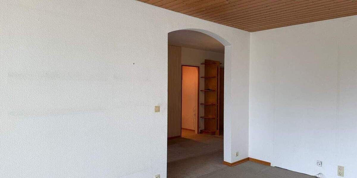Etagenwohnung Sankt Georgen im Schwarzwald Stadtgebiet - 3 Zimmer, 85 m&sup2;, 153.000&euro; | Angebot:25674228